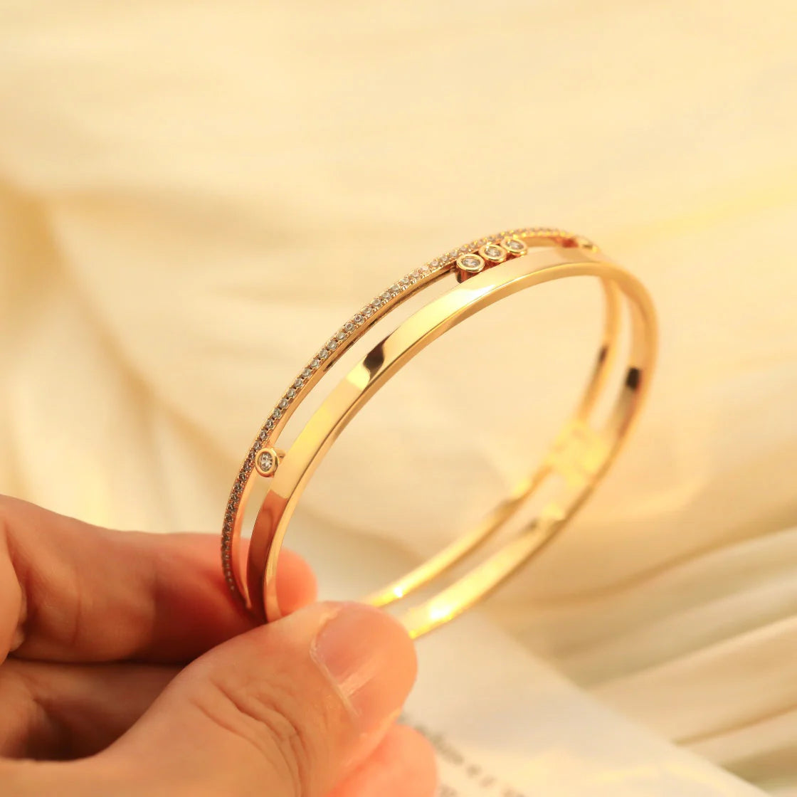 [⭐DORISW]Move Romane Diamond Bangle Bracelet