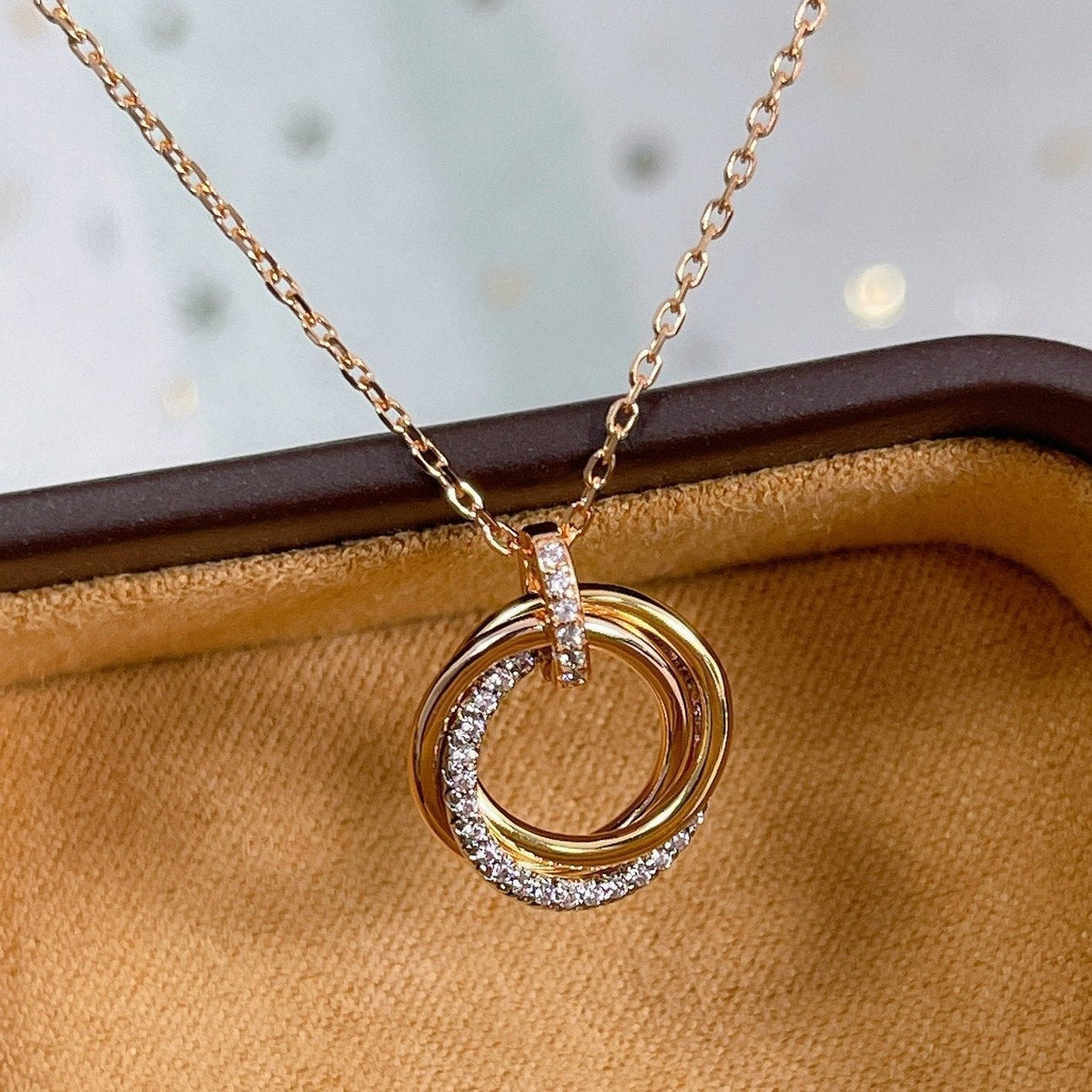 [⭐DORISW] TRINITY NECKLACE SILVER GOLD PINK GOLD DIAMONDS