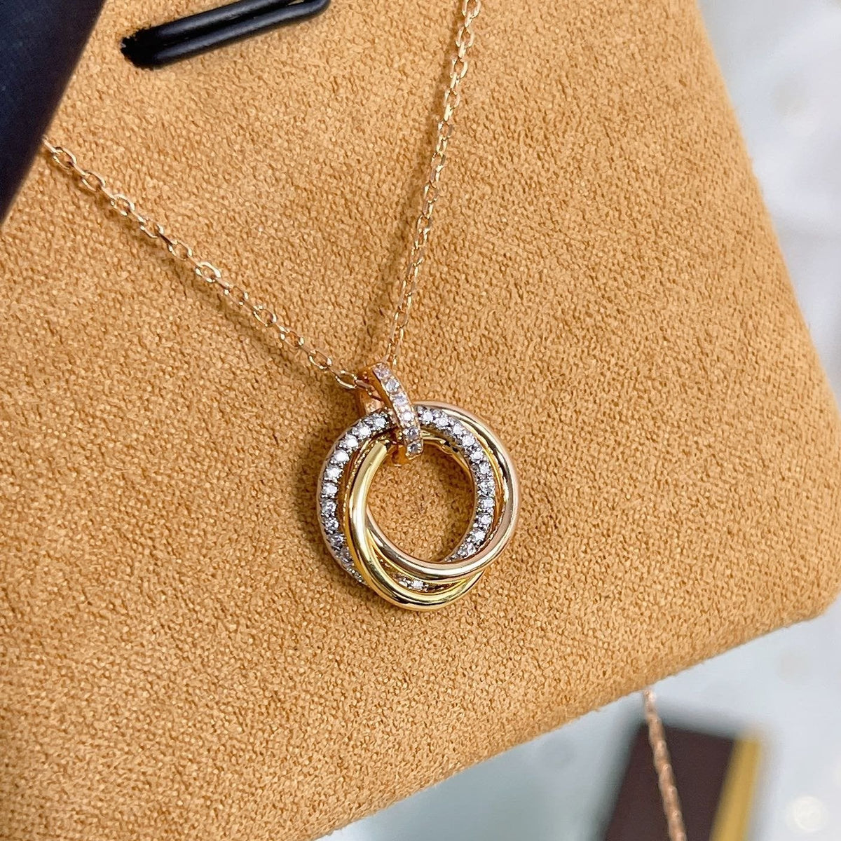 [⭐DORISW] TRINITY NECKLACE SILVER GOLD PINK GOLD DIAMONDS