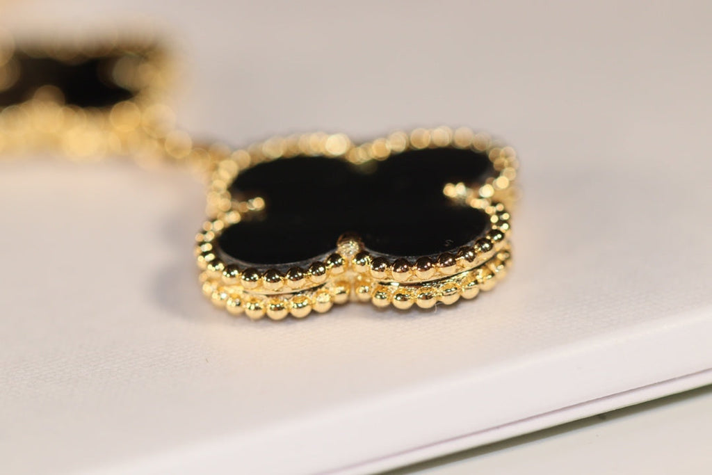 [⭐DORISW] CLOVER EARRINGS GOLD ONYX MOP 3 MOTIF