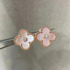 {
  "[⭐DORISW] CLOVER MEDIUM 1 MOTIFS  PINK MOP DIAMOND EARRINGS": "[⭐DORISW] クローバー ミディアム 1モチーフ ピンクマザーオブパール ダイヤモンド ピアス"
}
