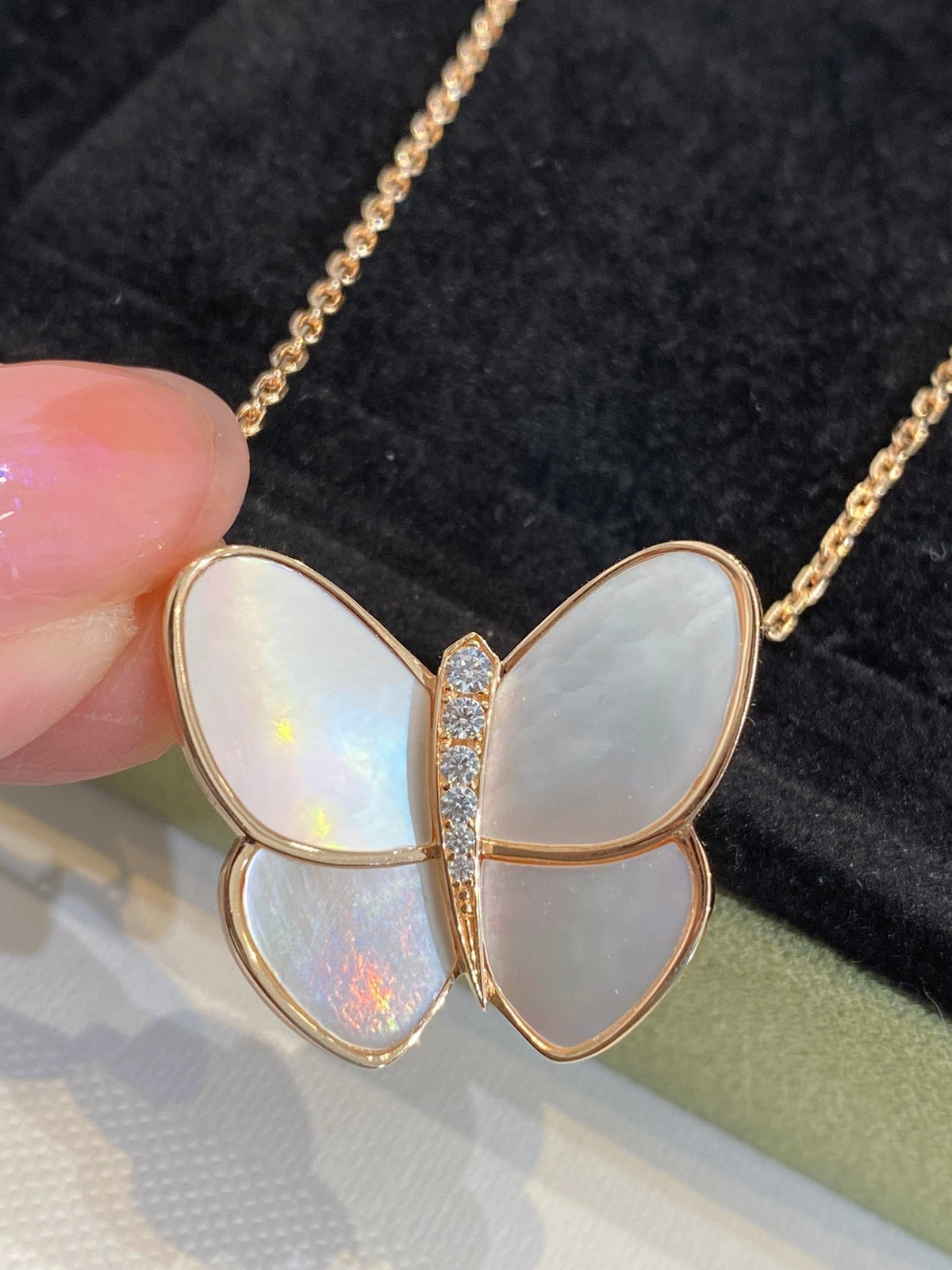 [⭐DORISW] SCHMETTERLING GOLD PERLMUTT DIAMANT HALSKETTE