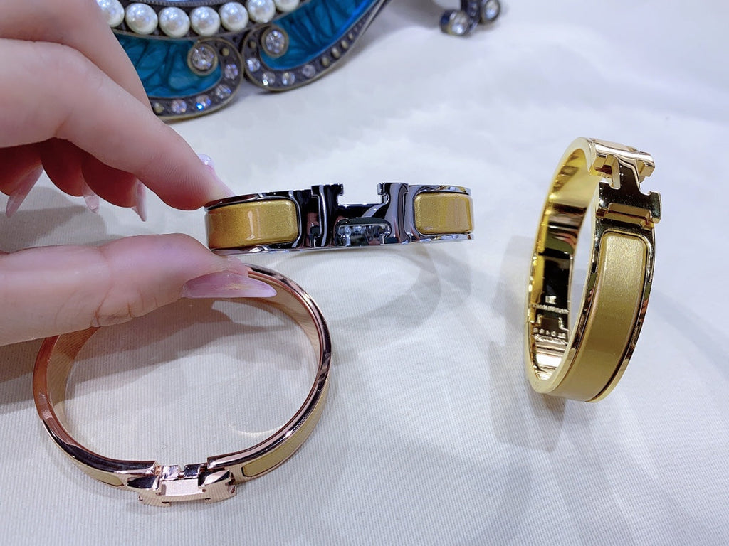 [⭐DORISW] H ARMBAND CHAMPAGNE