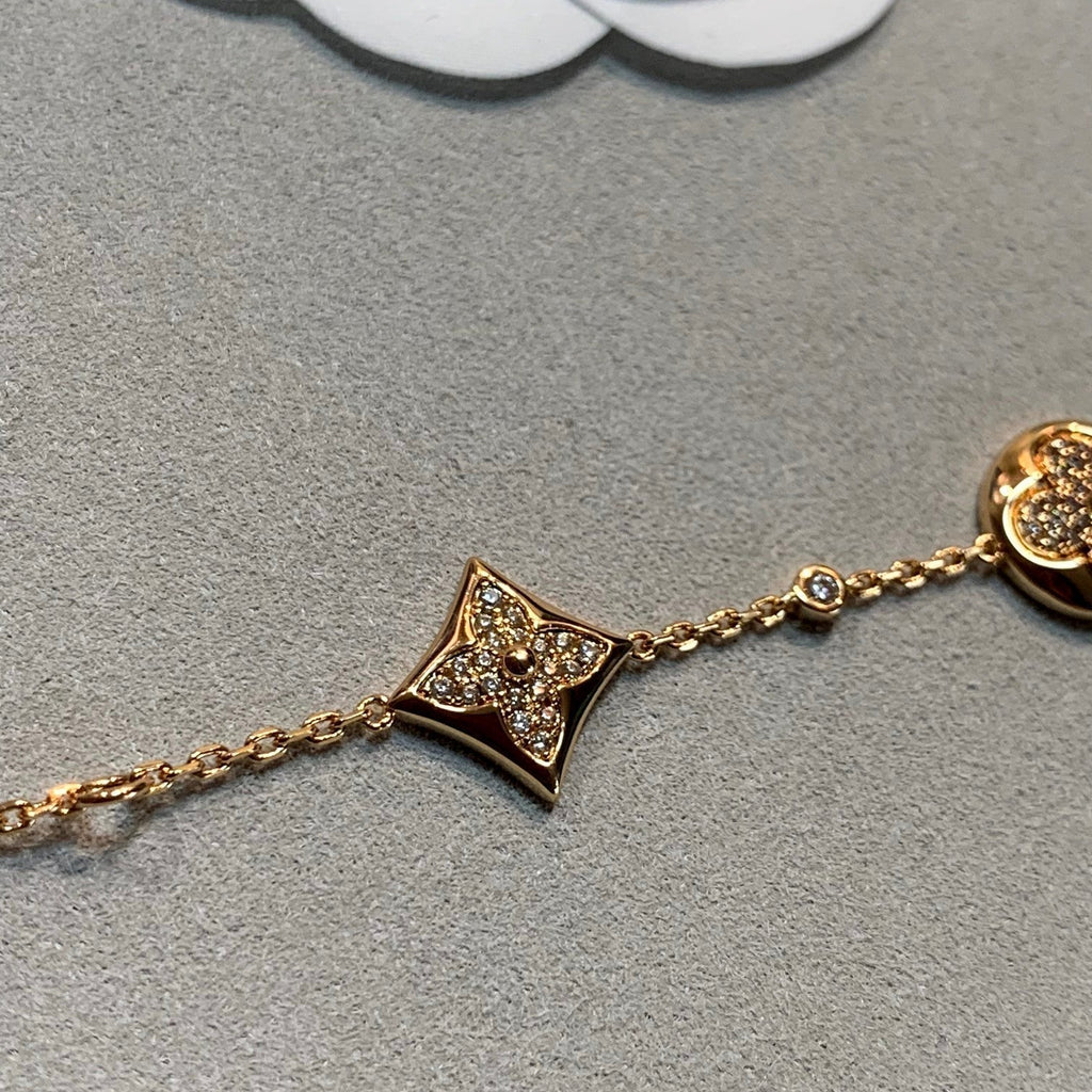 [⭐DORISW] ARMBAND MIT STERN- UND SONNENMOTIV, GOLD UND DIAMANTEN
