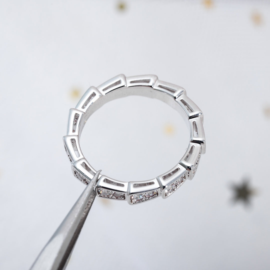 [⭐DORISW]セルペンティ リング シルバー ダイヤモンドパヴェ 3MM
