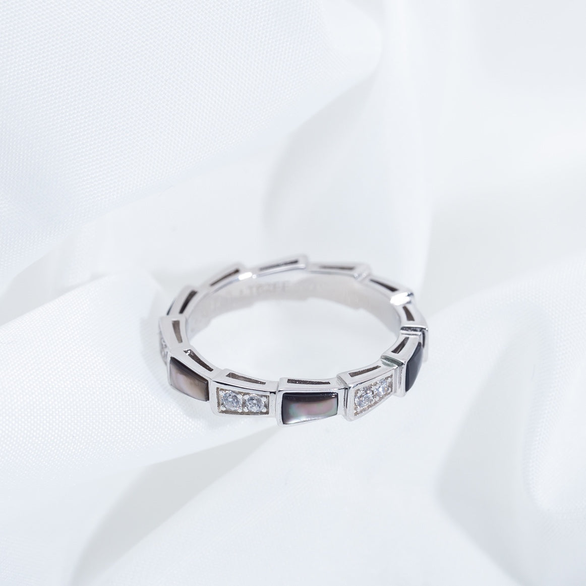 [⭐DORISW]SERPENTI RING SILVER  DIAMOND BLACK MOP 3MM