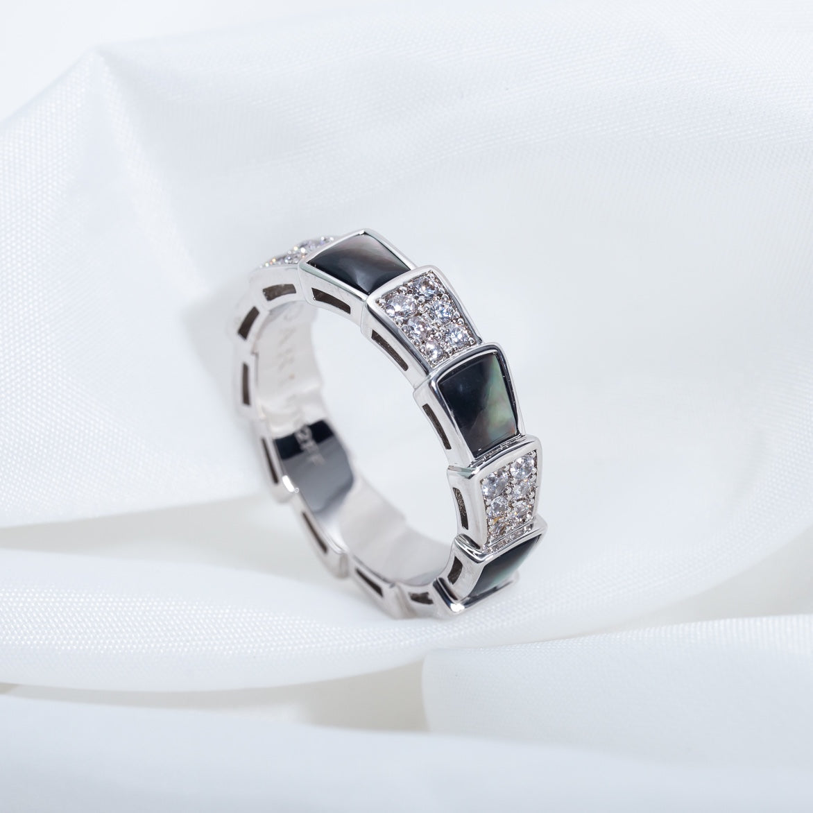 [⭐DORISW]SERPENTI RING SILVER DIAMOND BLACK MOP 4MM