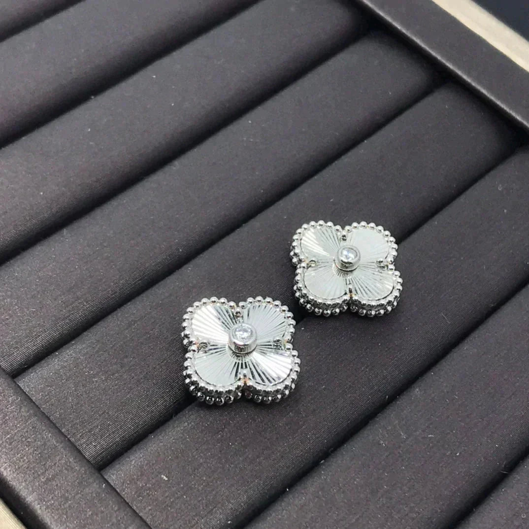 [⭐DORISW] CLOVER MINI 9,5MM LASER-OHRRINGE