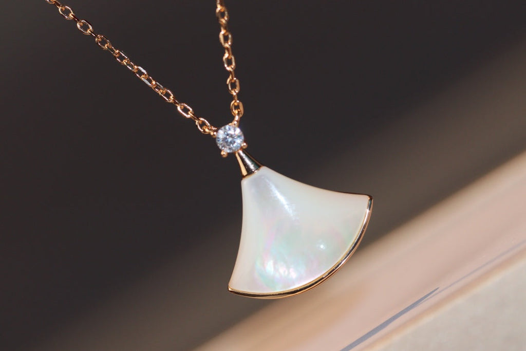 [⭐DORISW]DREAM HALSKETTE WEISSES PERLMUTT ROSÉGOLD 1 DIAMANT