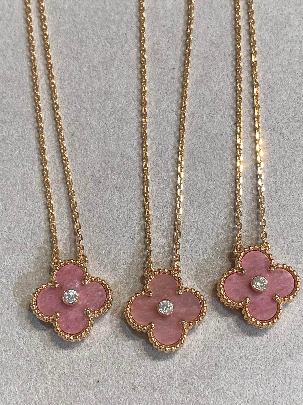 [⭐DORISW] CLOVER 15MM DIAMOND RHODONITE NECKLACE