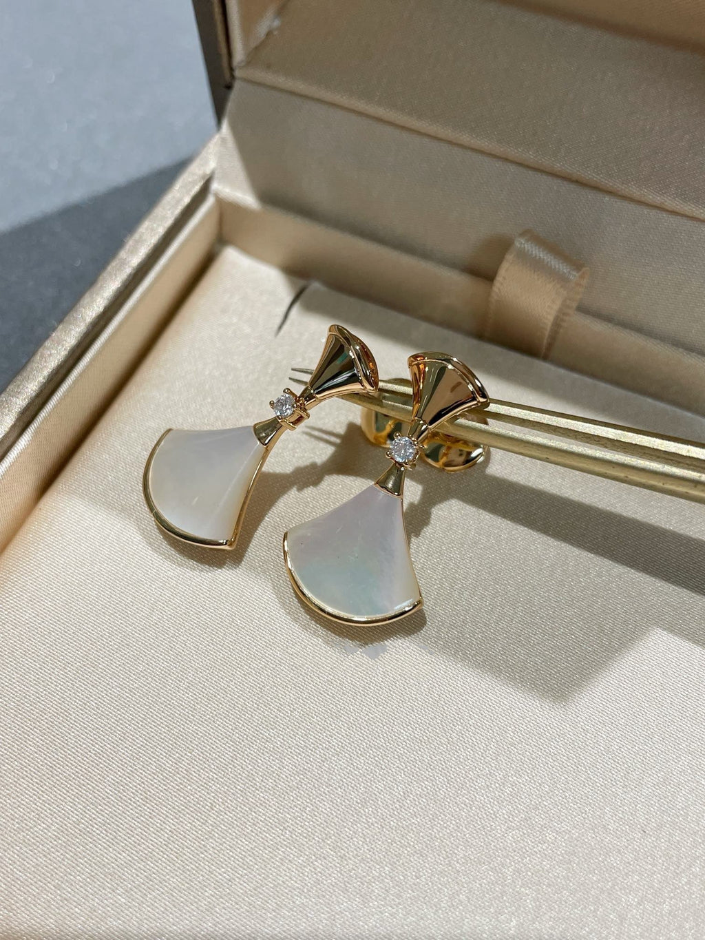 [⭐DORISW]DREAM MOP 1 DIAMOND EARRINGS