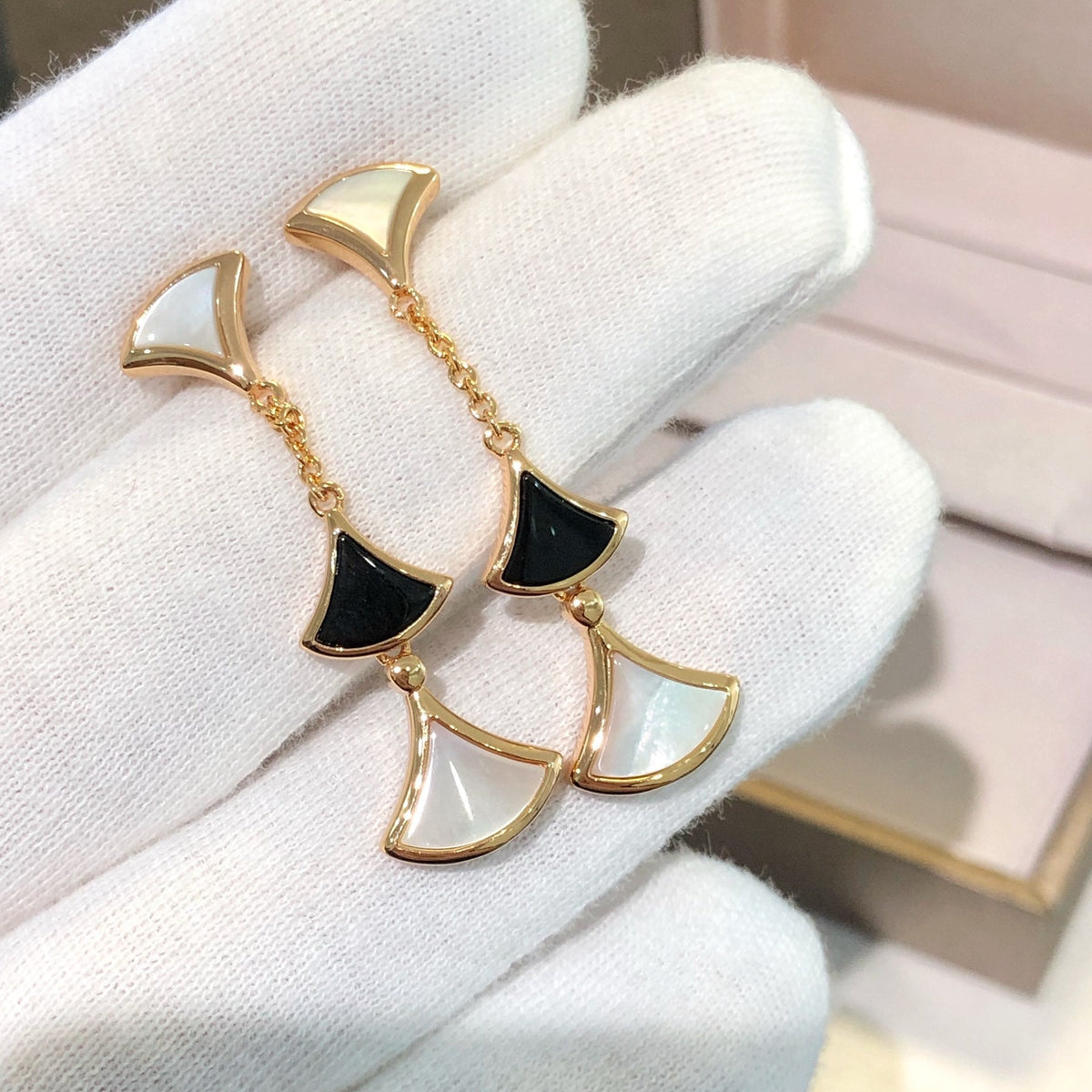 [⭐DORISW]DREAM OHRRINGE 3 MOTIVE ONYX PERLMUTT ROSÉGOLD