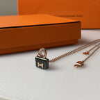 [⭐DORISW] CONSTANCE SCHWARZE ANHÄNGER-HALSKETTE IN ROSÉGOLD