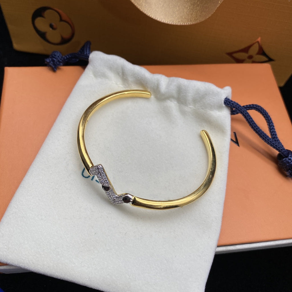 [⭐DORISW] VOLTE UPSITE DOWN DIAMOND GOLD OPEN BRACELET