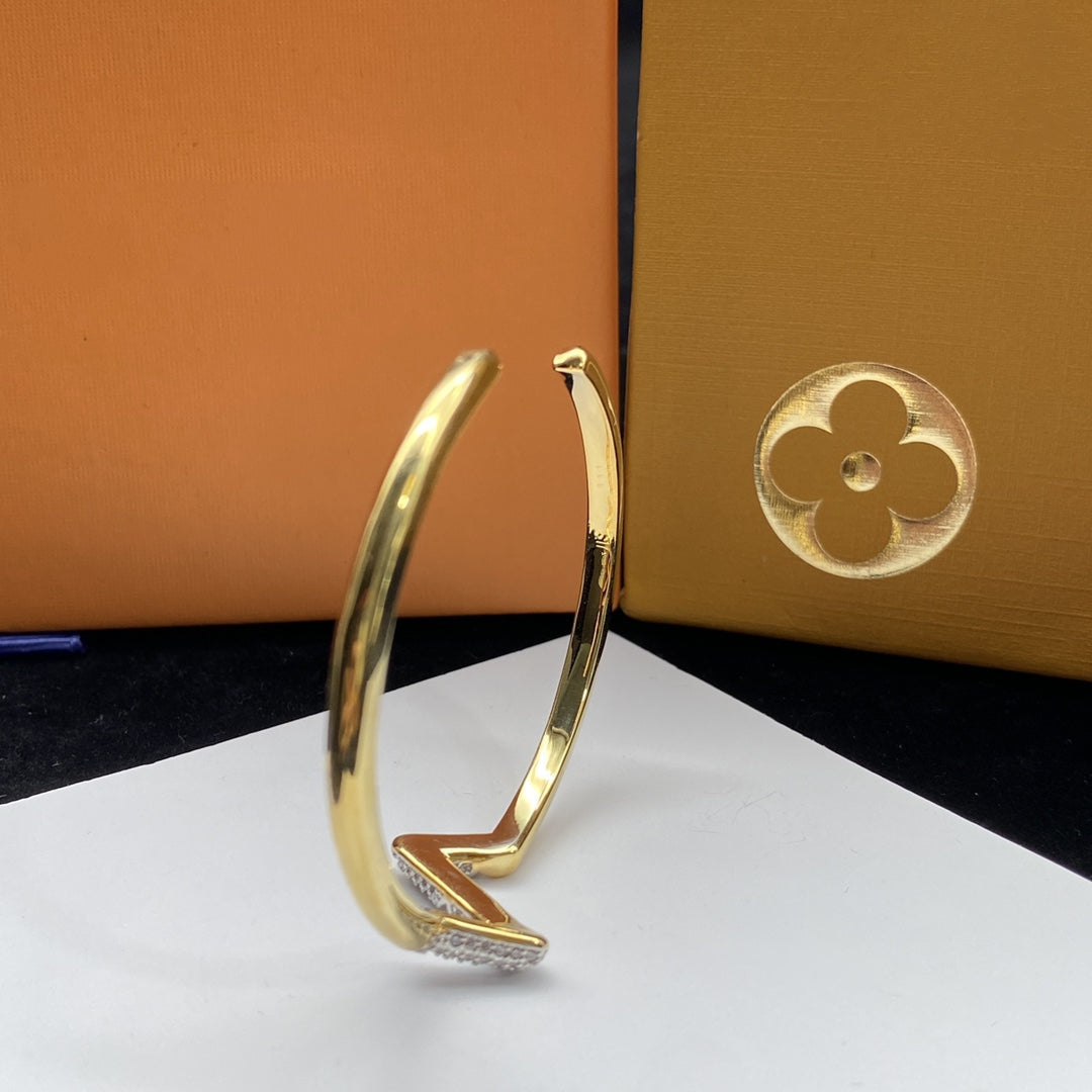 [⭐DORISW] VOLTE UPSITE DOWN DIAMOND GOLD OPEN BRACELET