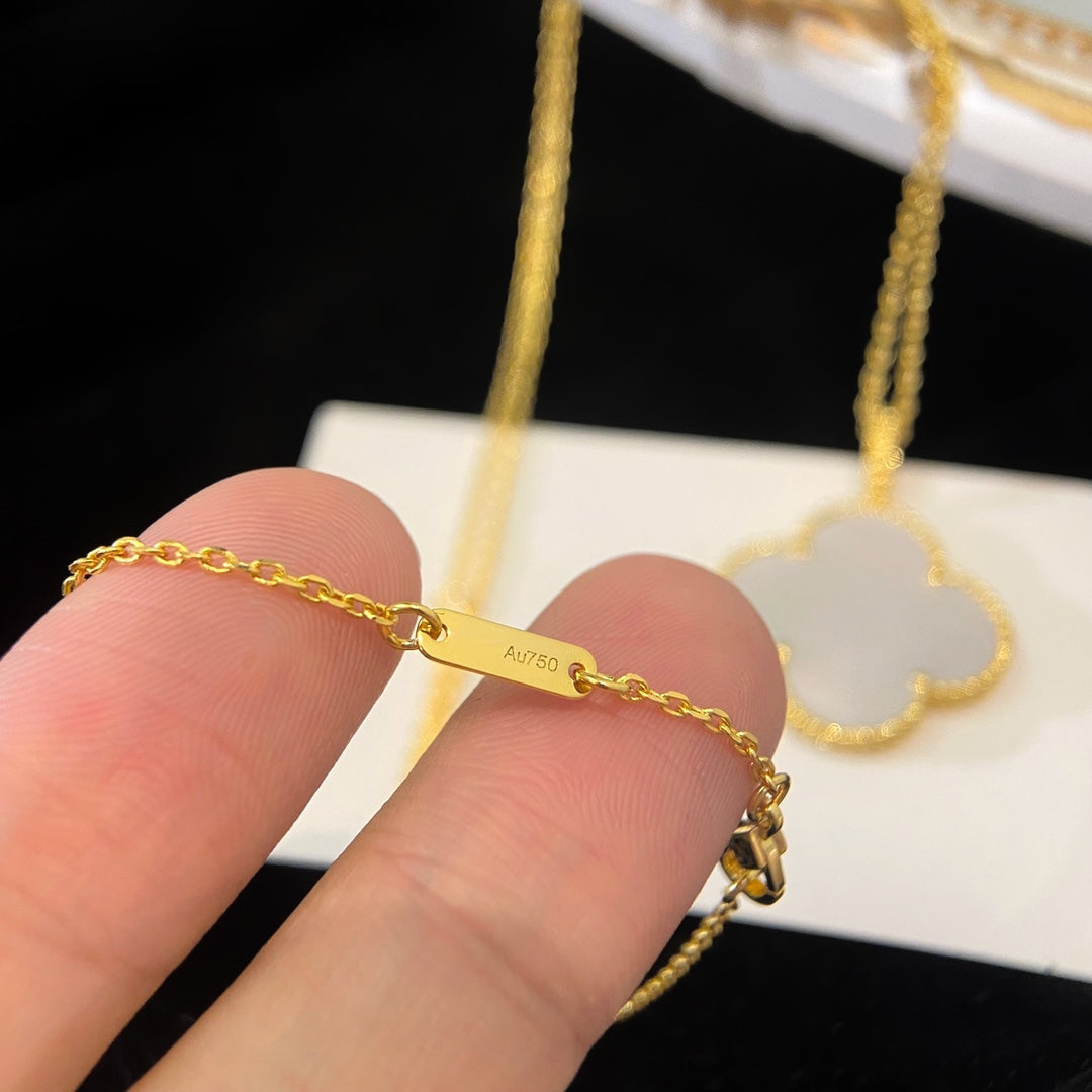 [⭐DORISW] CLOVER 25MM MOP LARGE PENDANT NECKLACE