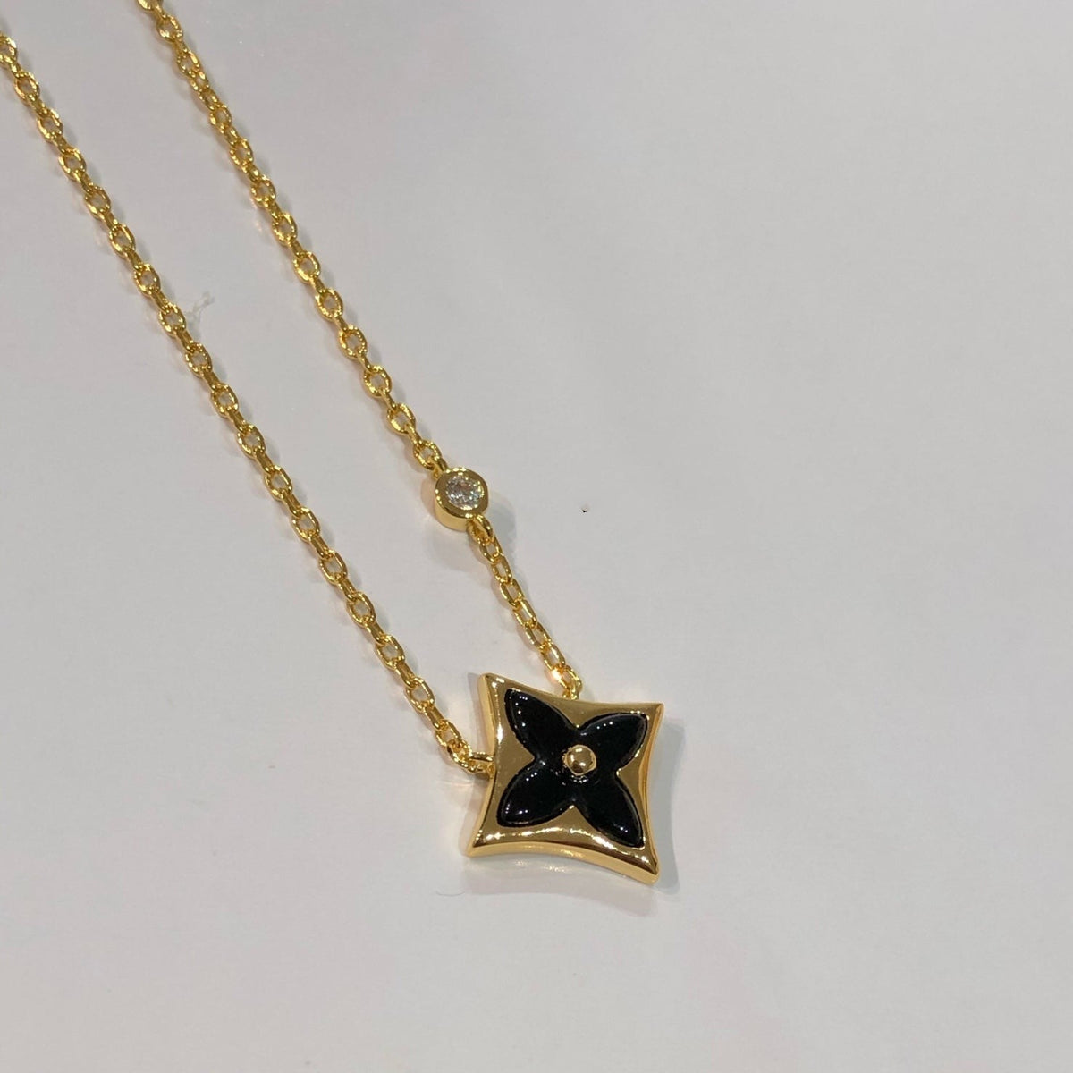 [⭐DORISW] STAR SCHWARZES PERLMUTT-COLLIER