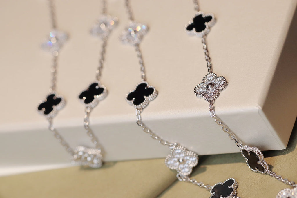 [⭐DORISW] CLOVER 20 MOTIFS ONYX DIAMOND SILVER