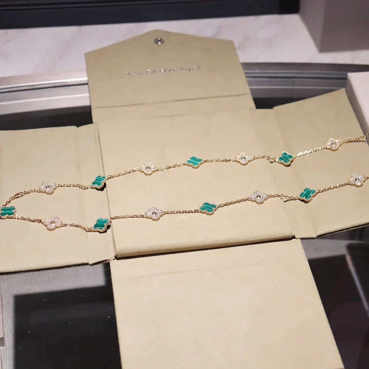 {
  "[⭐DORISW] CLOVER 20 MOTIFS MALACHITE DIAMOND NECKLACE": "[⭐DORISW] クローバー 20モチーフ マラカイト ダイヤモンド ネックレス"
}
