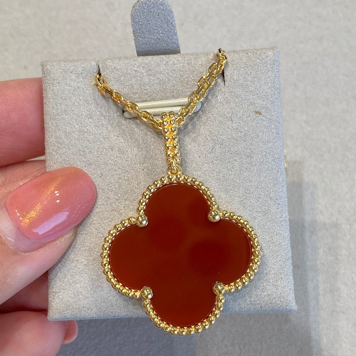[⭐DORISW] CLOVER 25MM NECKLACE GOLD CARNELIAN
