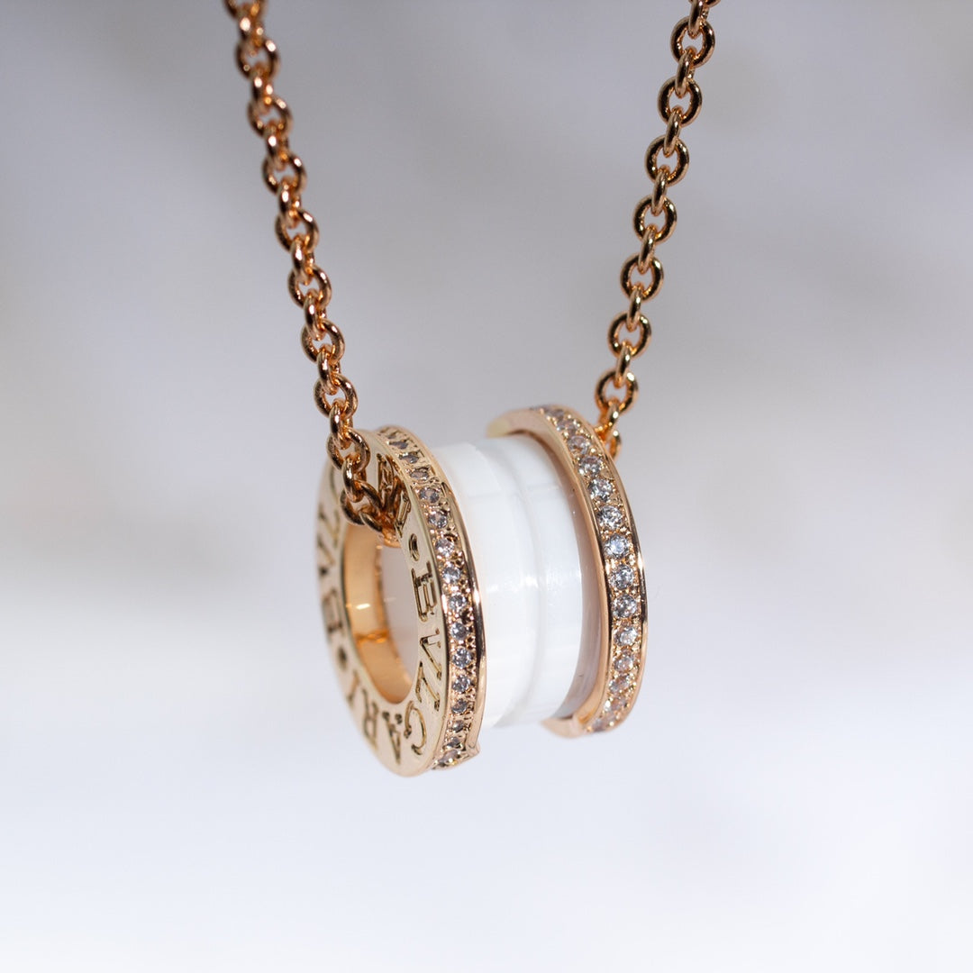 [⭐DORISW]ZERO 1 WHITE CERAMIC PINK GOLD DIAMOND NECKLACE