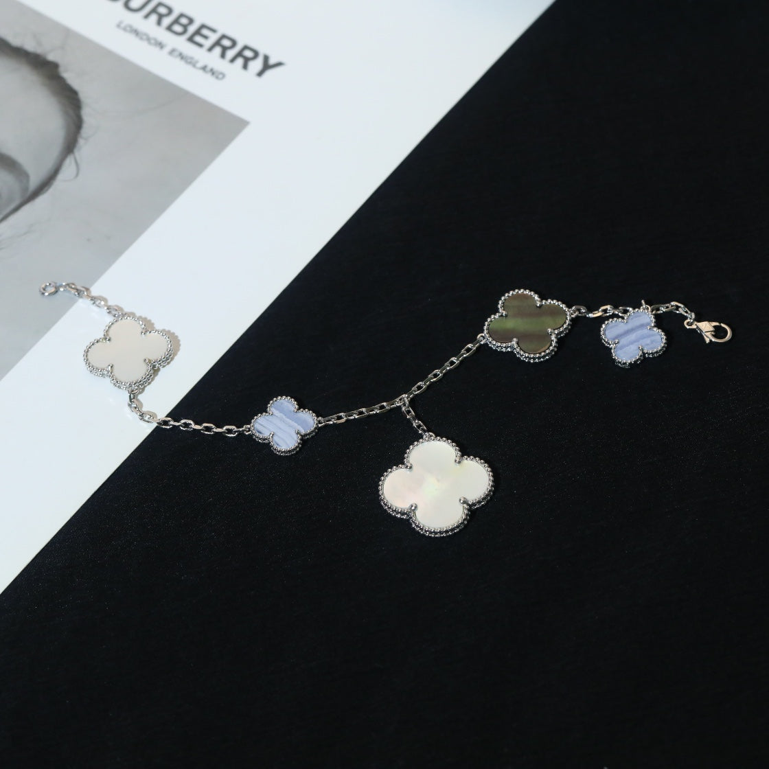 [⭐DORISW] CLOVER BRACELET 5 MOTIFS MOP CHALCEDONY SILVER
