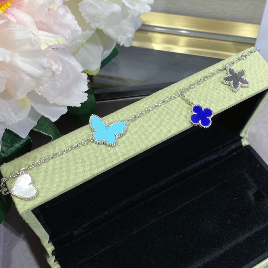 [⭐DORISW] LUCKY SPRING SILVER BRACELET 4 MOTIF