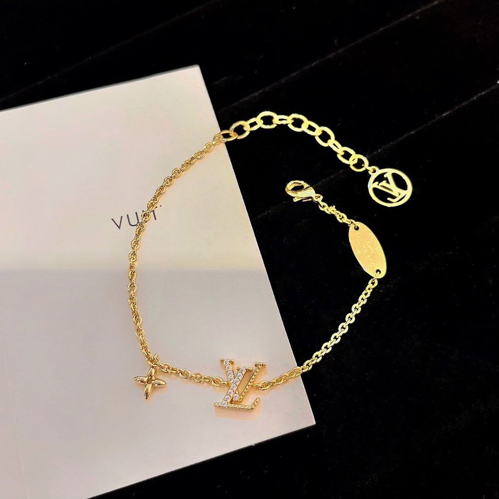 [⭐DORISW] LOGO STAR MOTIF GOLD BRACELET