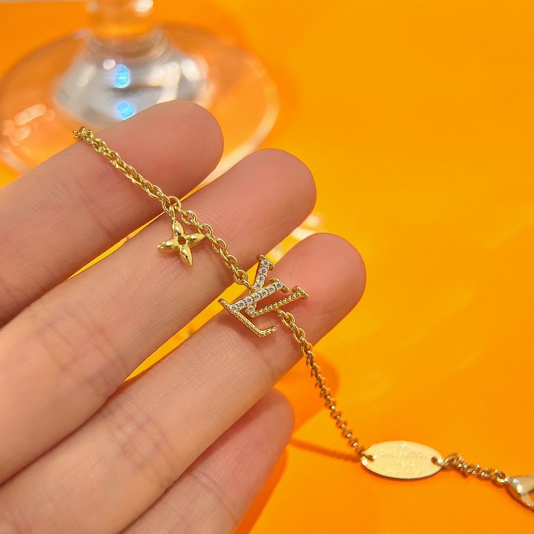 [⭐DORISW] LOGO STAR MOTIF GOLD BRACELET