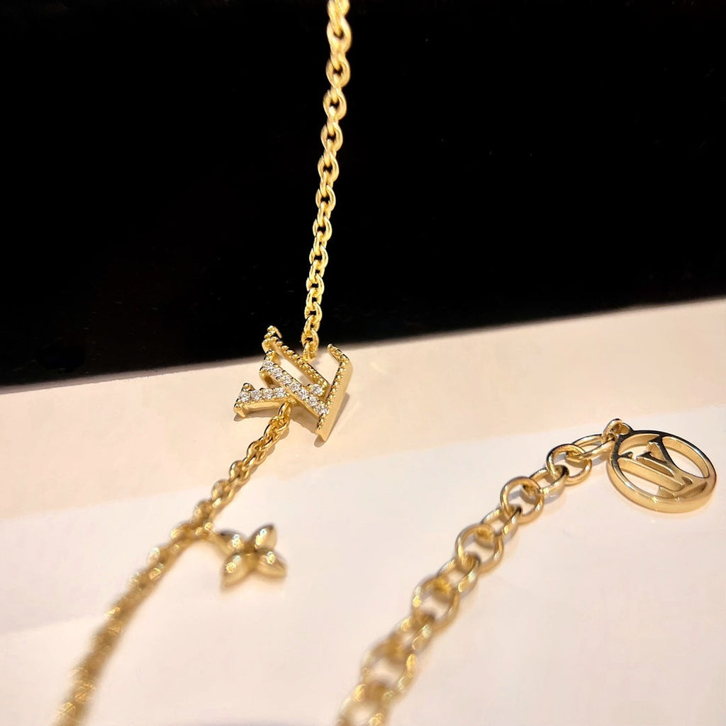 [⭐DORISW] LOGO STAR MOTIF GOLD BRACELET
