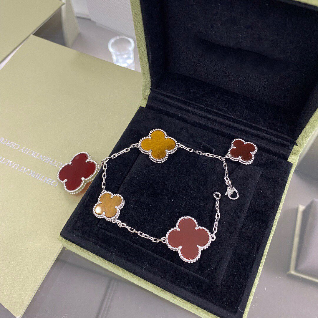 [⭐DORISW] CLOVER 5 MOTIFS SIVLER CARNELIAN TIGER EYE BRACELET