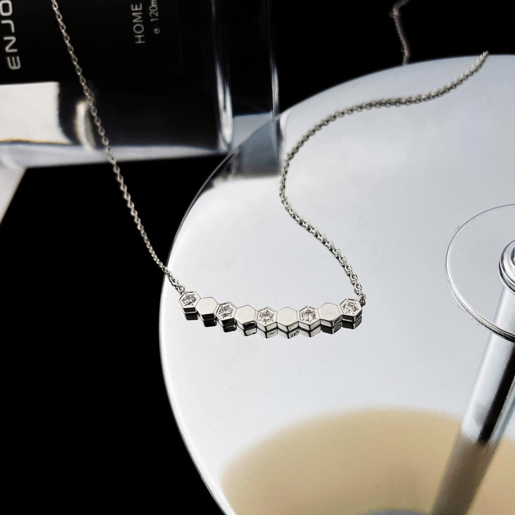 [⭐DORISW] BEE MY LOVE DIAMOND NECKLACE