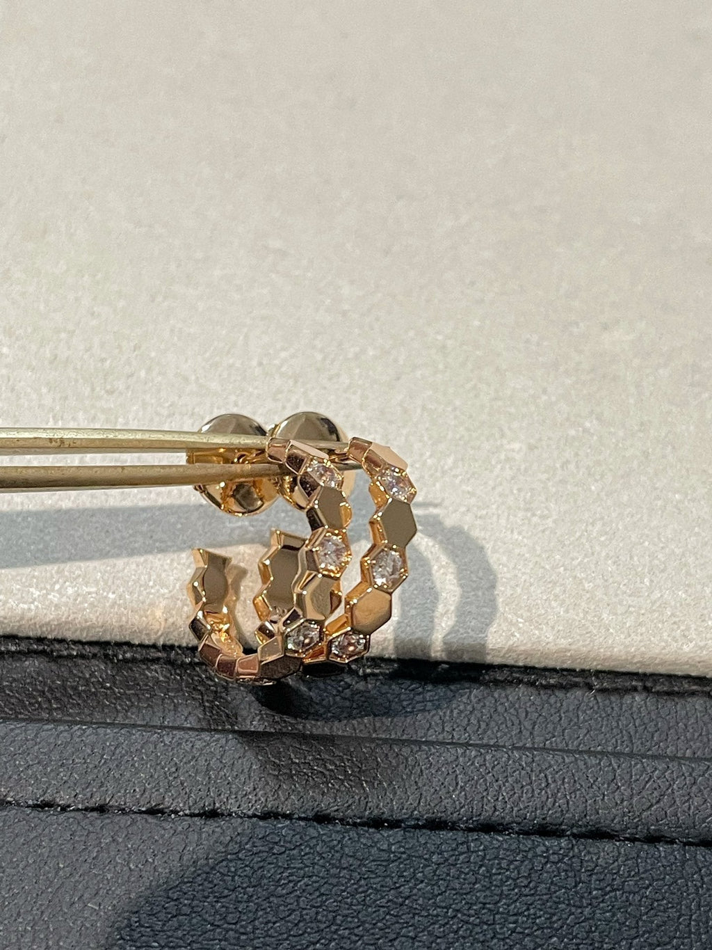 [⭐DORISW] BEE LOVE ピアス ゴールド ダイヤモンド