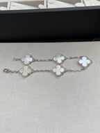 [[⭐DORISW] ]NEUE CLOVER WHITE PEARL MOP 5-MOTIV ARMBAND-KOLLEKTION