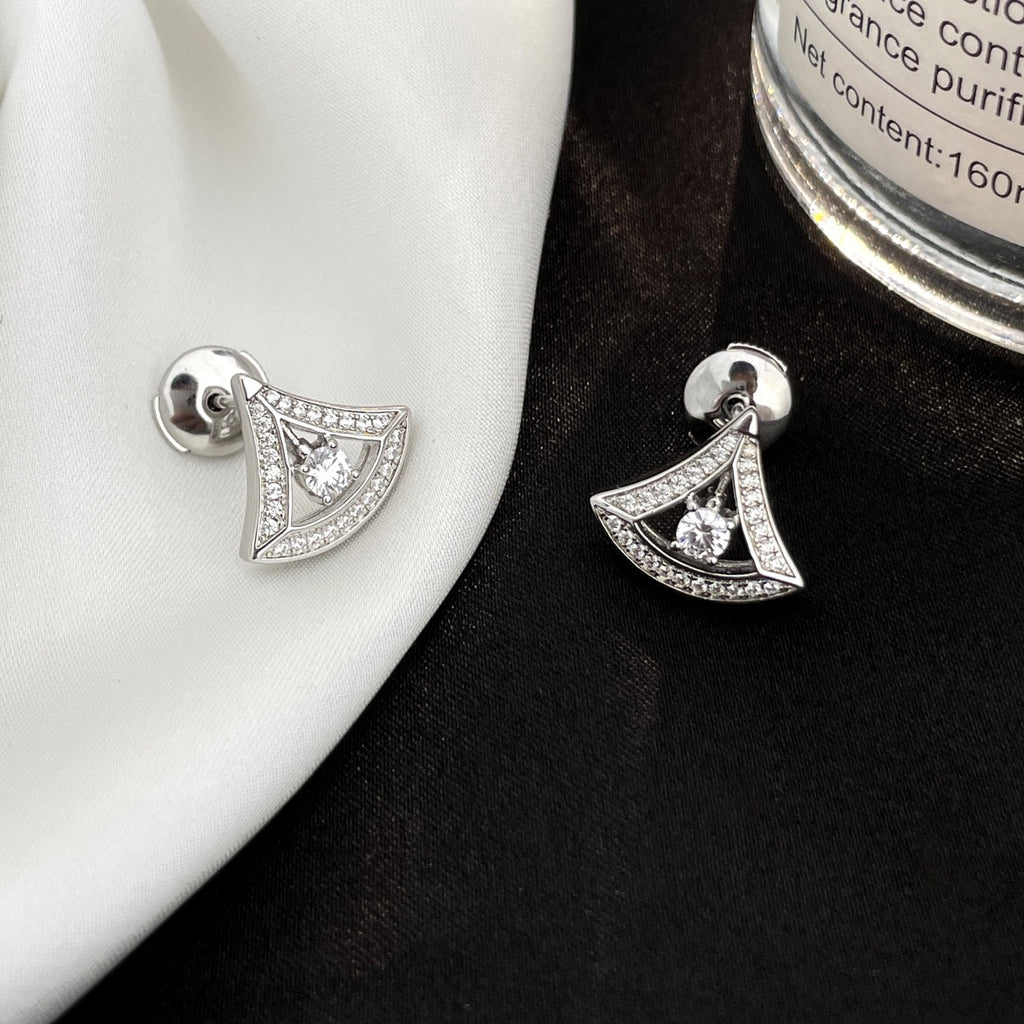 [⭐DORISW]DREAM MINI DIAMOND STUD EARRINGS