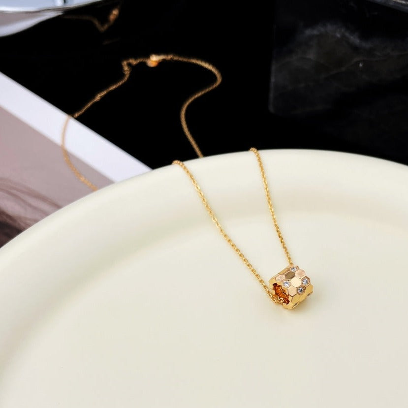 [⭐DORISW] BEE MINI PEDANT DIAMOND NECKLACE
