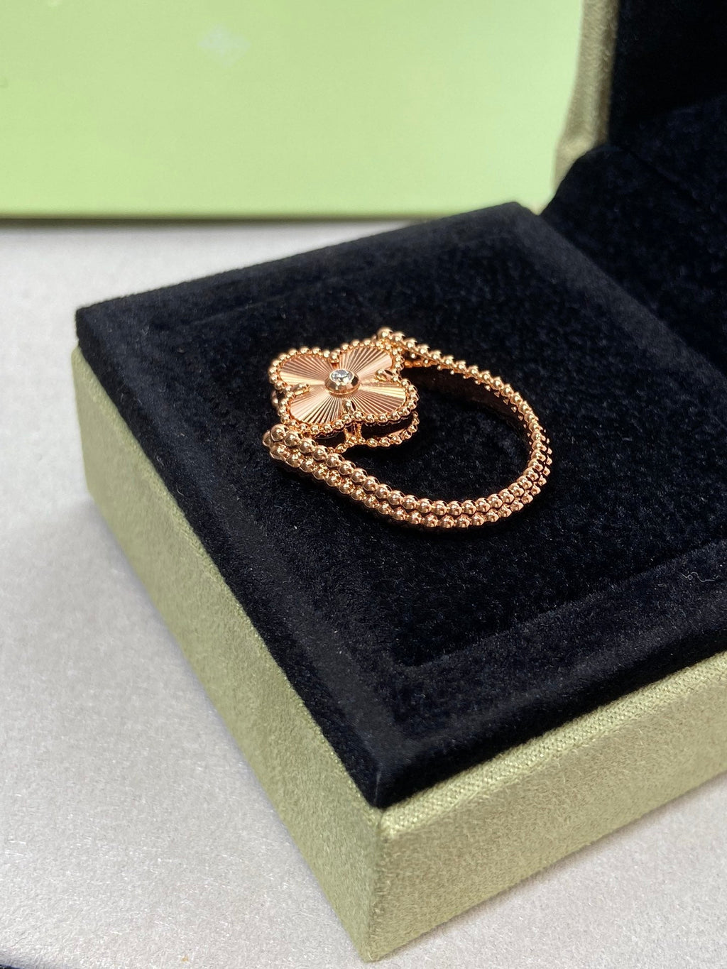 [⭐DORISW] CLOVER RIVERSIBLE ROSE GOLD RING