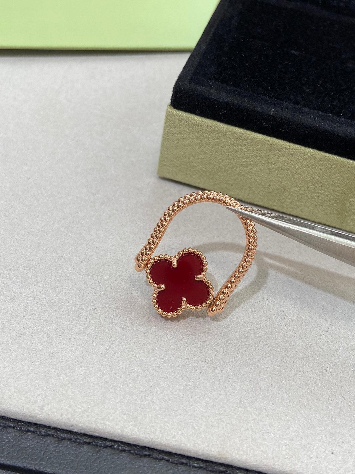 [⭐DORISW] CLOVER RIVERSIBLE ROSE GOLD RING