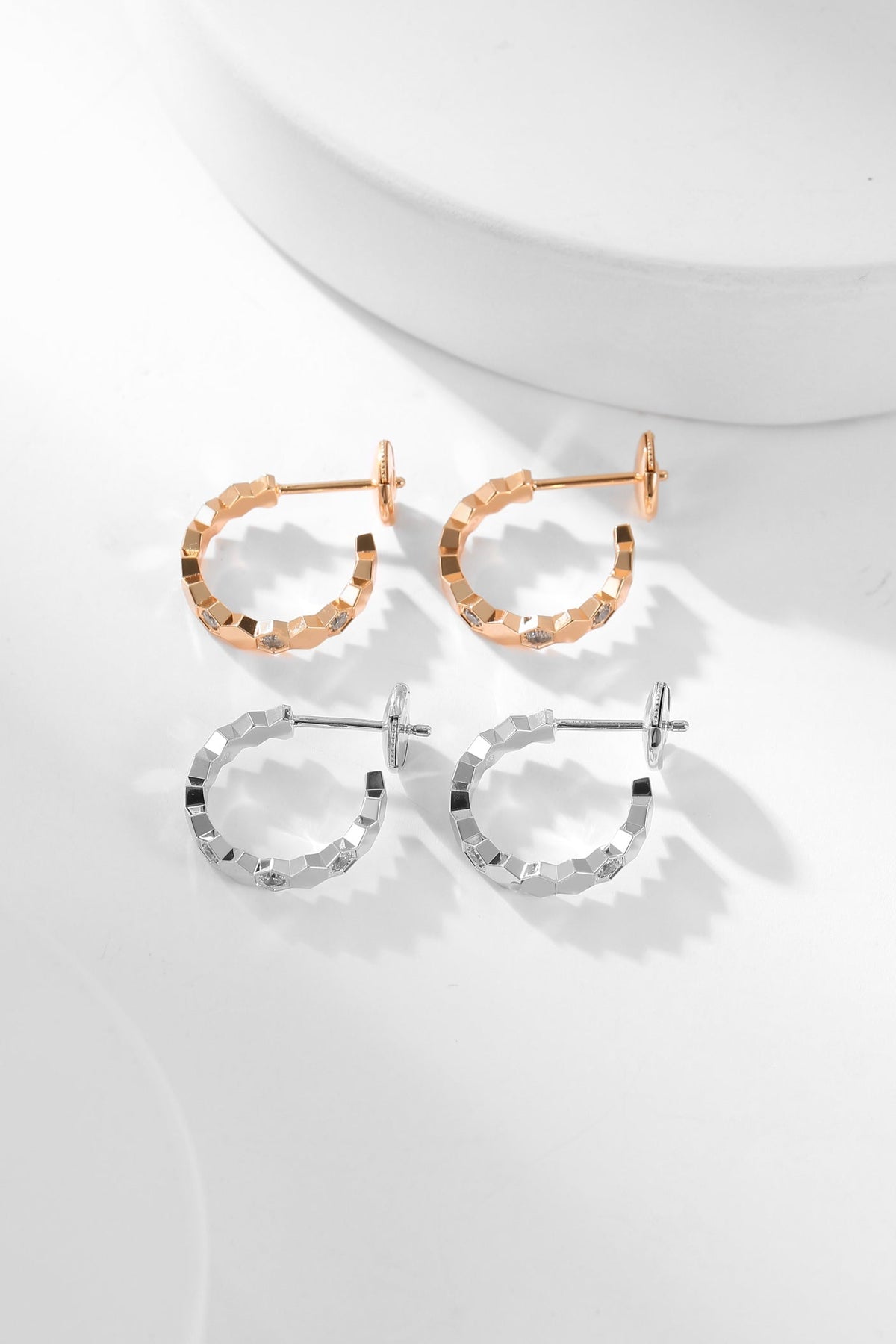 [⭐DORISW] BEE LOVE DIAMOND HOOP EARRINGS