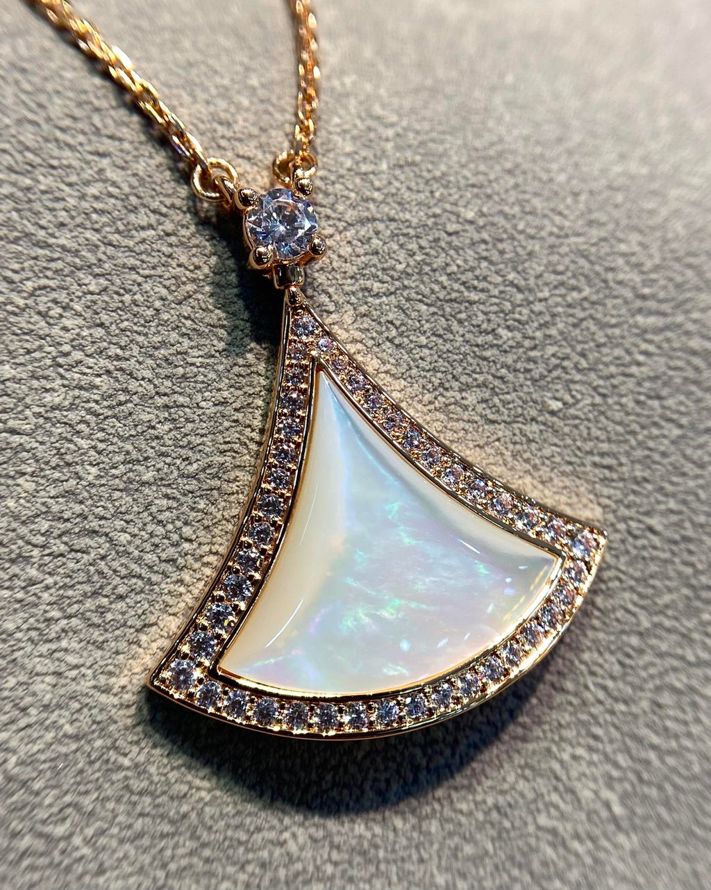 [⭐DORISW]DREAM MOP DIAMOND PAVED PINK GOLD NECKLACE