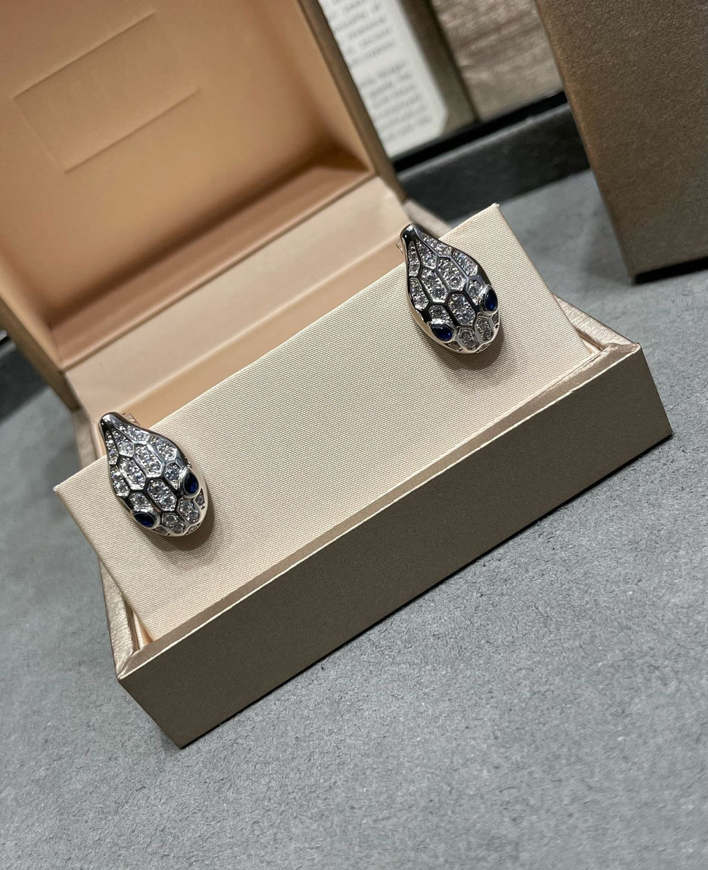 [⭐DORISW]サーペントダイヤモンドスタッドピアス