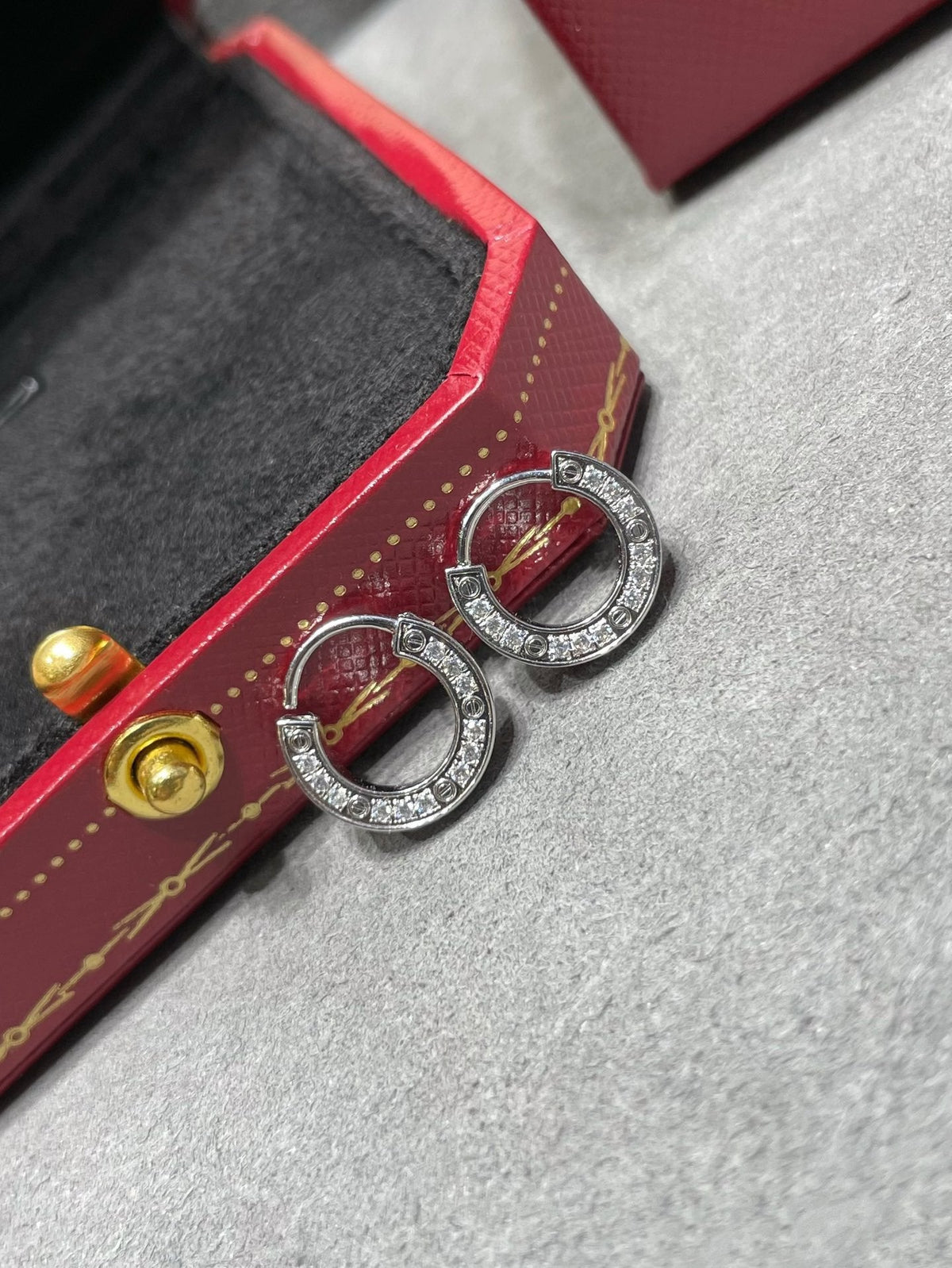 [⭐DORISW] LOVE DIAMOND EARRINGS