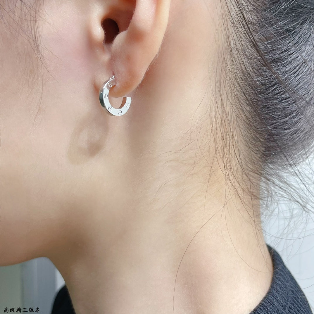 [⭐DORISW] LOVE MINI EARRINGS