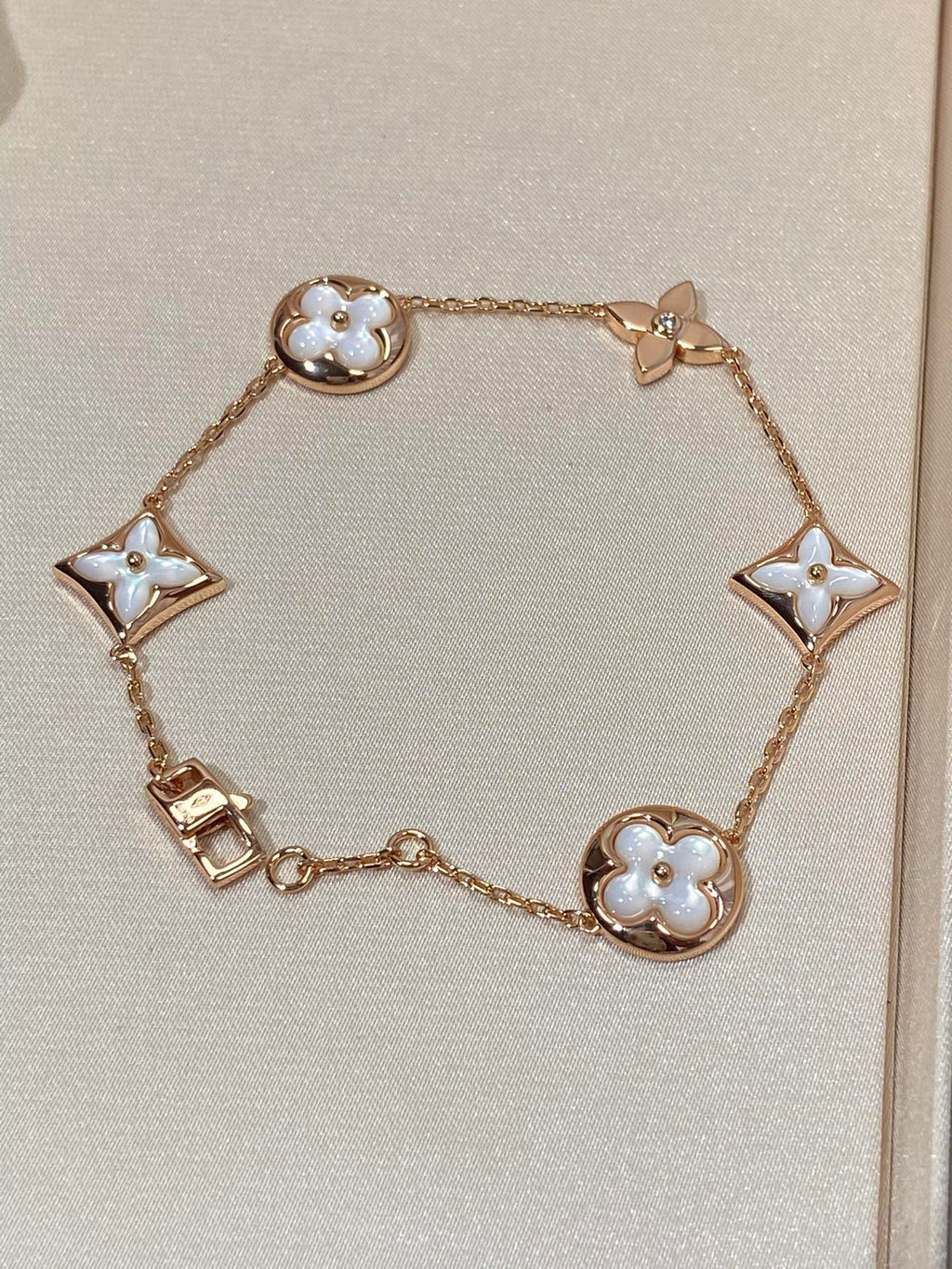 [⭐DORISW] STERN UND SONNE 5-MOTIV PERLMUTT ROSÉGOLD ARMBAND