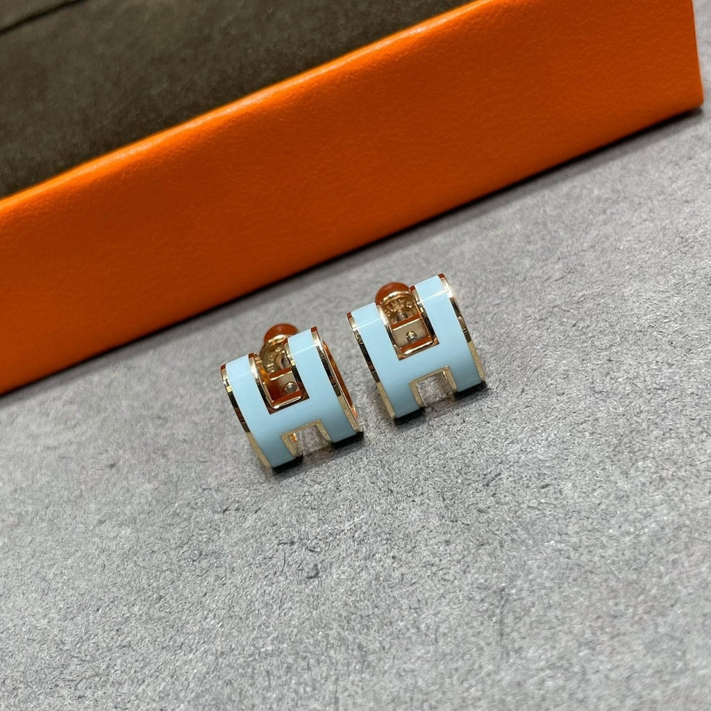 [⭐DORISW] POP H SKY BLUE STUD EARRINGS