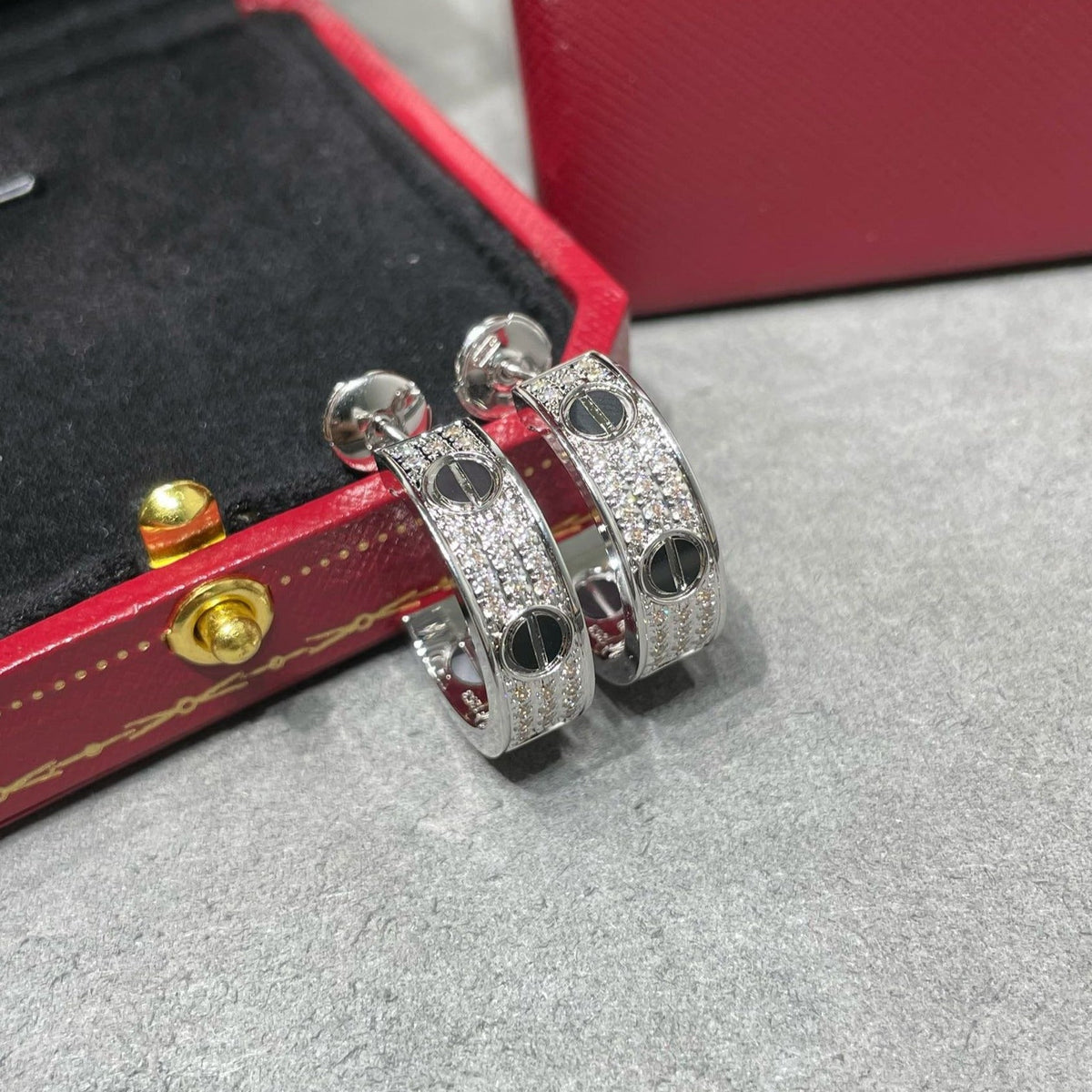 [⭐DORISW] LIEBE KERAMIK DIAMANTBESETZTE SILBEROHRRINGE