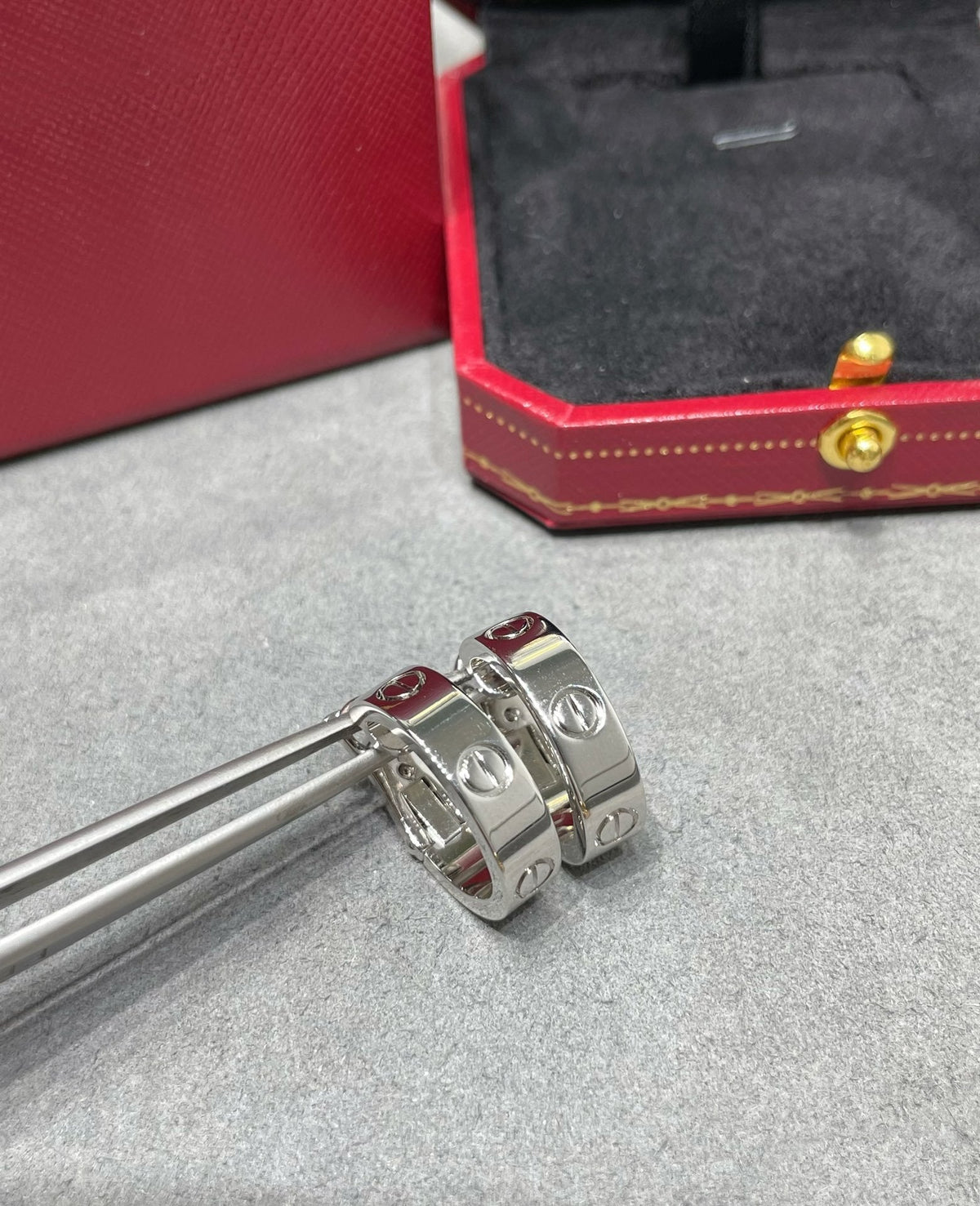 [⭐DORISW] LOVE 5.5MM EARRINGS