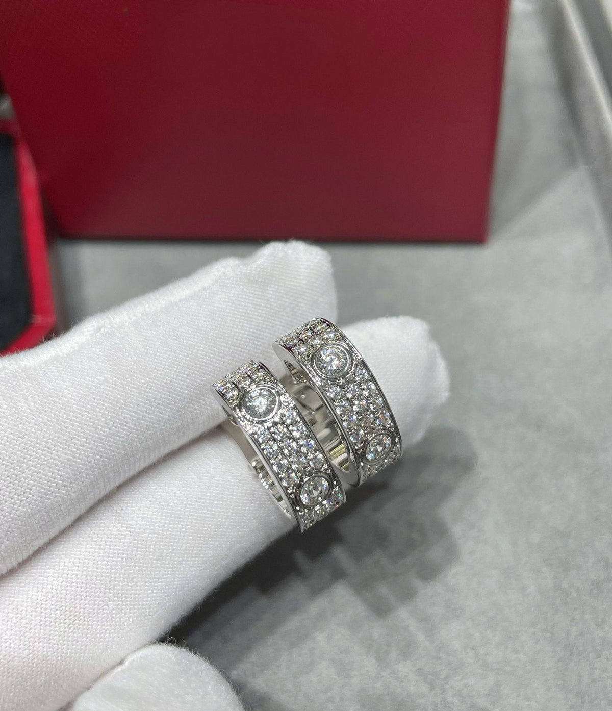 [⭐DORISW] LOVE 5.5MM ダイヤモンド パヴェ イヤリング