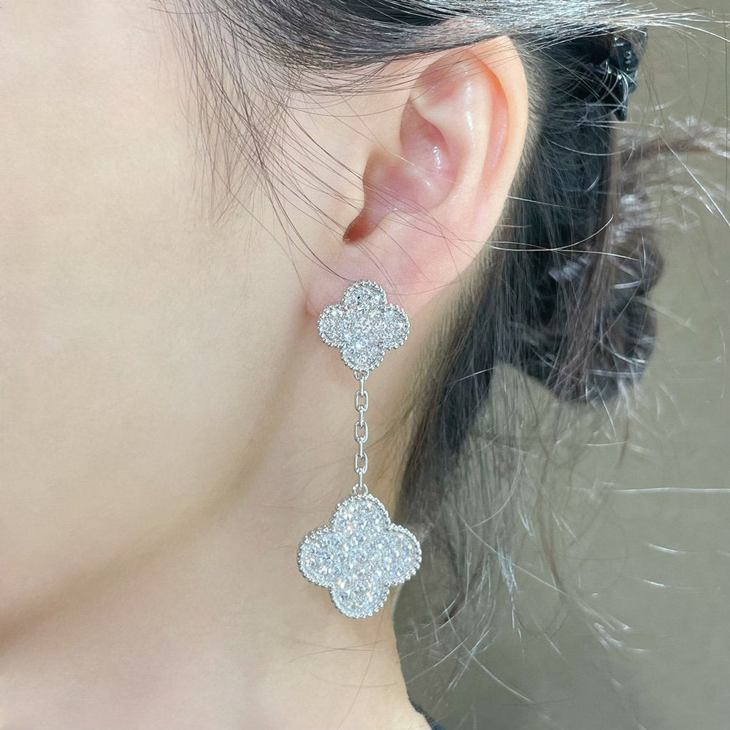 [⭐DORISW] クローバー 2モチーフ ダイヤモンドパヴェ シルバーピアス