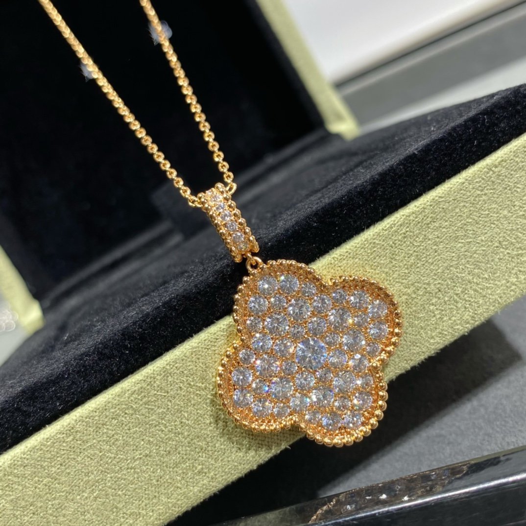 [⭐DORISW] CLOVER 25 MM GROSSER ANHÄNGER MIT DIAMANT-PAVÉ LANGE HALSKETTE
